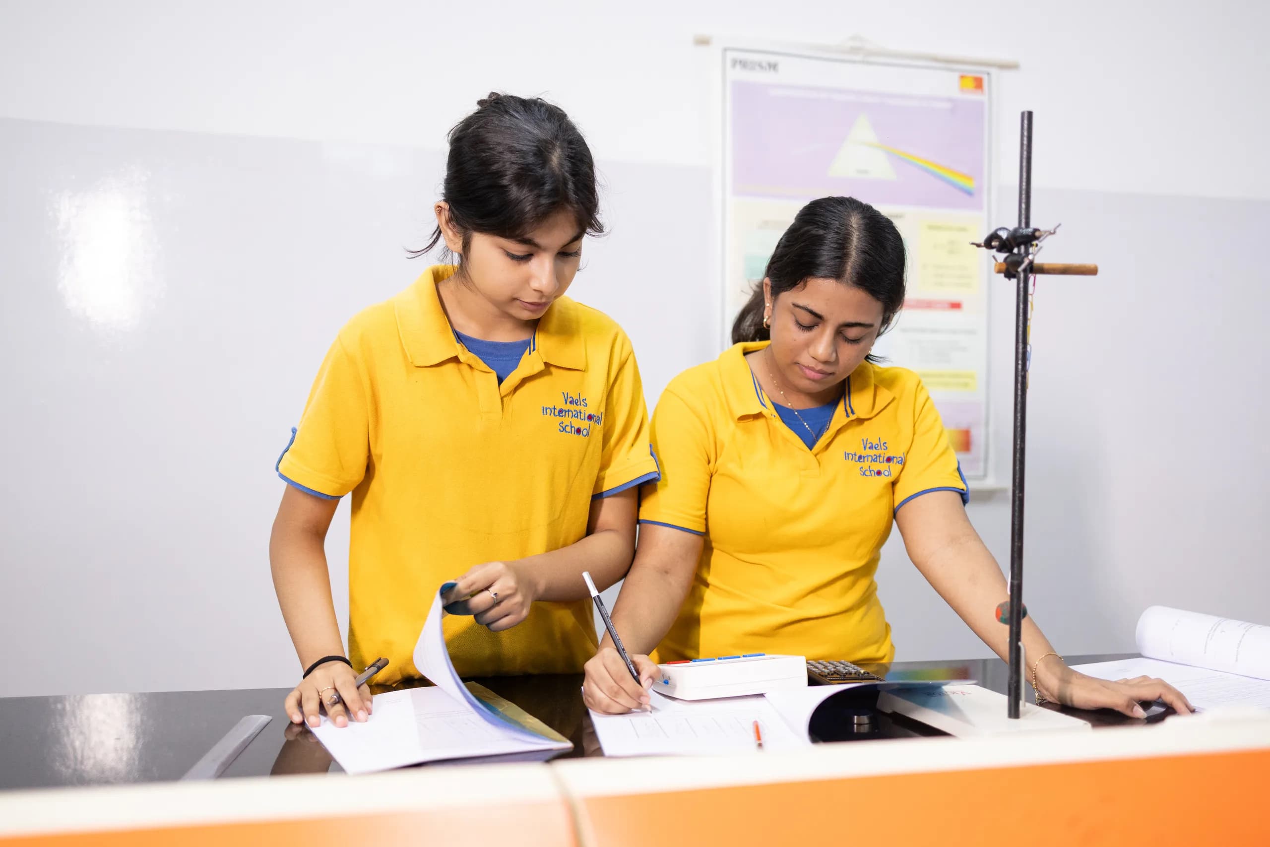 Students learning through hands-on physics experiments